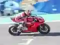 Lojë Ducati Panigale në internet