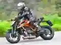 Lojë KTM Super Duke R në internet