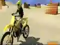 Lojë Stunt Moti në Plazh në internet