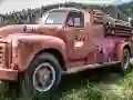 Lojë Sllaj për Makina të Rusty në internet Lojë Sllaj për Makina të Rusty në internet